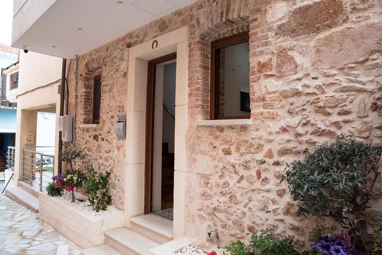 Edward Luxury Suites Chrissi Akti Chania Exterior foto
